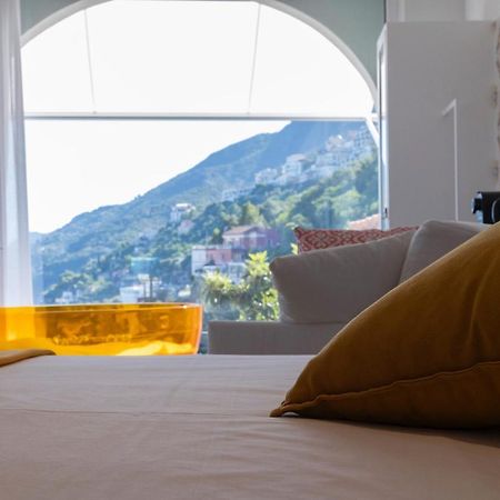 Decori Suites Amalfi Coast - Free Parking Vietri Exterior foto