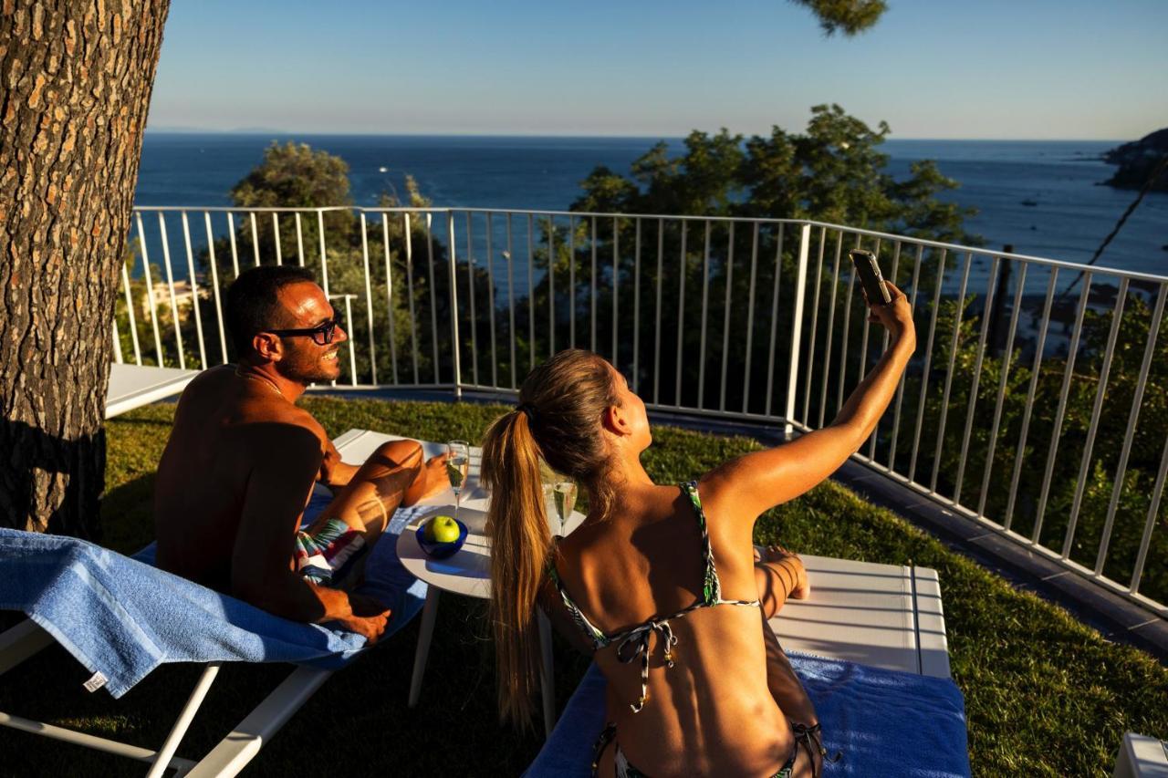 Decori Suites Amalfi Coast - Free Parking Vietri Exterior foto